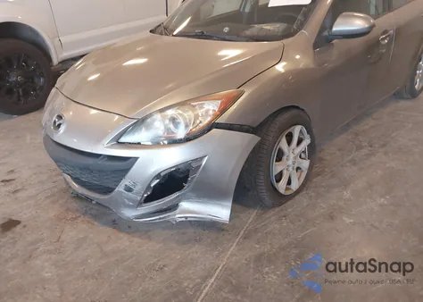 2011 Mazda 3 I Touring z USA, uszkodzony, nr VIN JM1BL1VG3B1406377